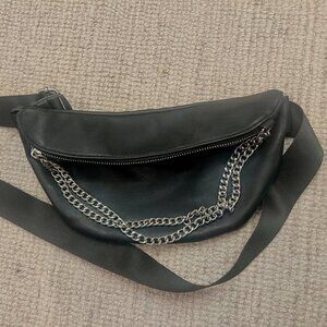 Forever21 silver chain faux leather fanny pack bum bag crossbody